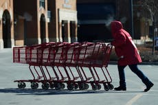 ¿Es un riesgo laboral pasar todo el día de pie en el trabajo?