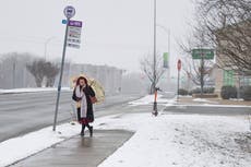 Nevadas causan cientos de accidentes viales en Virginia y Carolina del Norte