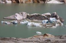Cambio climático derrite glaciares más rápido que nunca; se han perdido 7 billones de toneladas