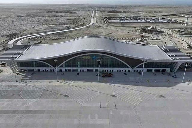 <p>Fotografía del 11 de noviembre de 2024, difundida por la Autoridad de Aeropuertos de Pakistán el 20 de febrero de 2025, que muestra el nuevo aeropuerto de Gwadar en construcción</p>