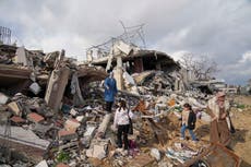 Los palestinos luchan por rehacer sus vidas entre las ruinas de Gaza
