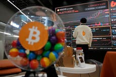 Bitcoin cae por debajo de los 90.000 dólares borrando algunas ganancias obtenidas con Trump