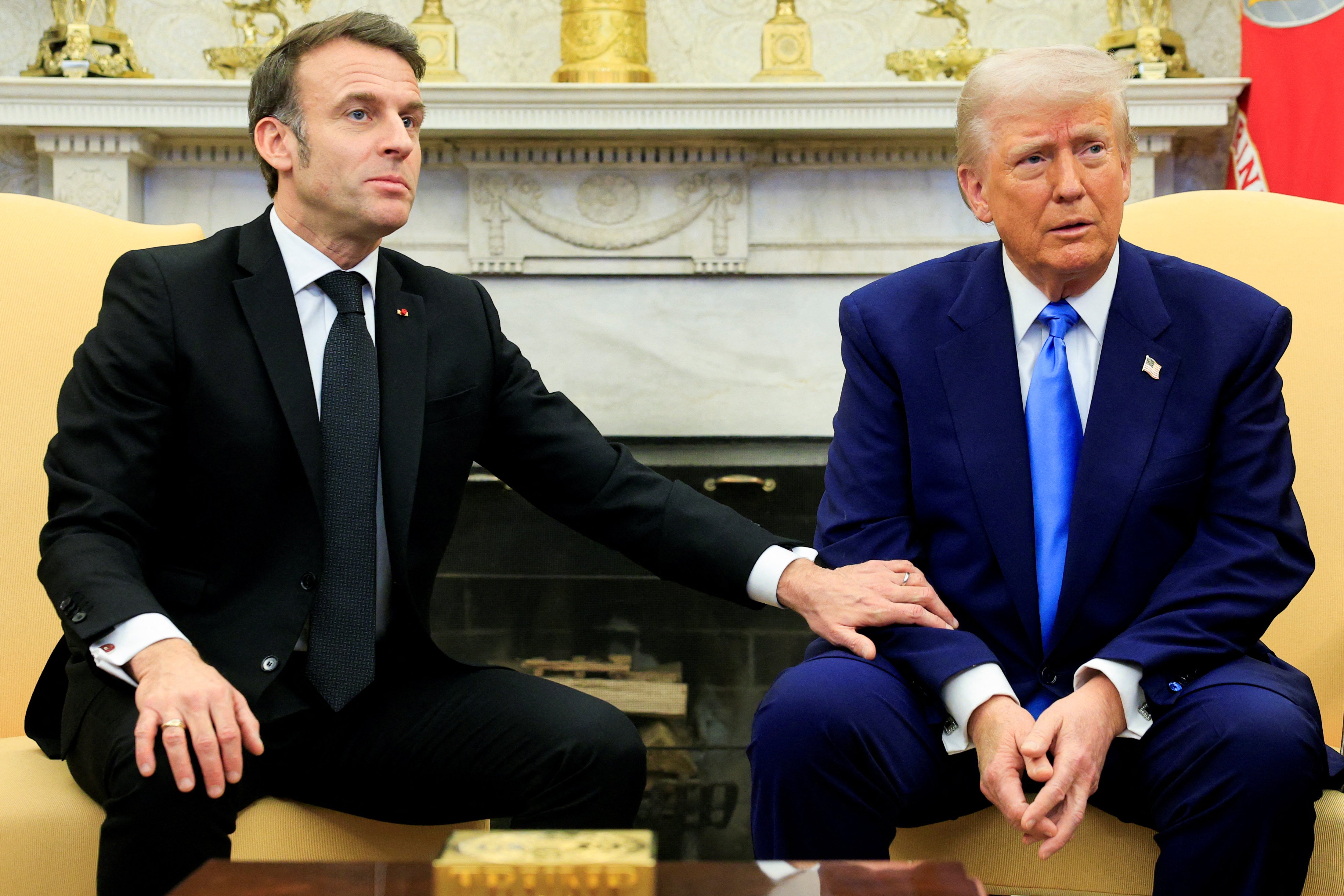 Por otro lado, el presidente francés, Emmanuel Macron, corrigió a Donald Trump luego de que afirmara que Europa estaba "prestando" dinero a Ucrania durante una reunión el lunes.