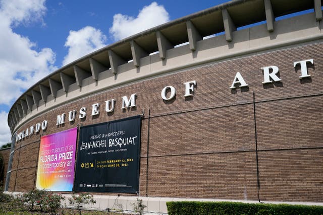 MUSEO-BASQUIAT-DEMANDA