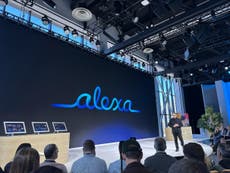 La nueva Alexa de Amazon, impulsada por IA, promete ser tu "mejor amiga en un mundo digital"