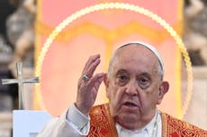 El papa Francisco alcanza nuevos hitos en su recuperación de neumonía