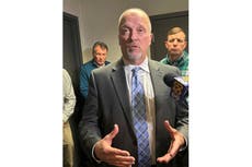 Califican de "repugnantes" las críticas de un candidato a Corte Suprema de Wisconsin contra juezas