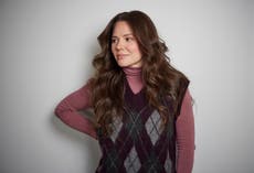 Joy pone las notas al musical de Broadway “Real Women Have Curves”