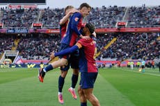 Barcelona golea 4-0 a la Real Sociedad y asume en solitario el liderato en España