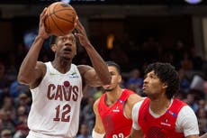 Los Cavaliers alcanzan 50 victorias en la campaña al superar 133-129 a los Blazers en tiempo extra