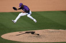 Novato Jefry Yan de los Rockies pasó de reparar techos al furor en los entrenamientos de primavera