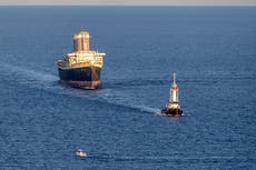 Un viejo barco se convertirá en el arrecife artificial más grande del mundo