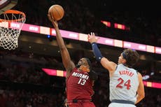 Adebayo se convierte en el líder de dobles-dobles del Heat en victoria 106-90 sobre Wizards