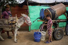 Migrantes indígenas del norte de Colombia enfrentan sequías e inundaciones cada vez peores