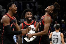 Novato Walter encesta triple con 0,5 segundos restantes y Raptors superan 114-113 a Magic