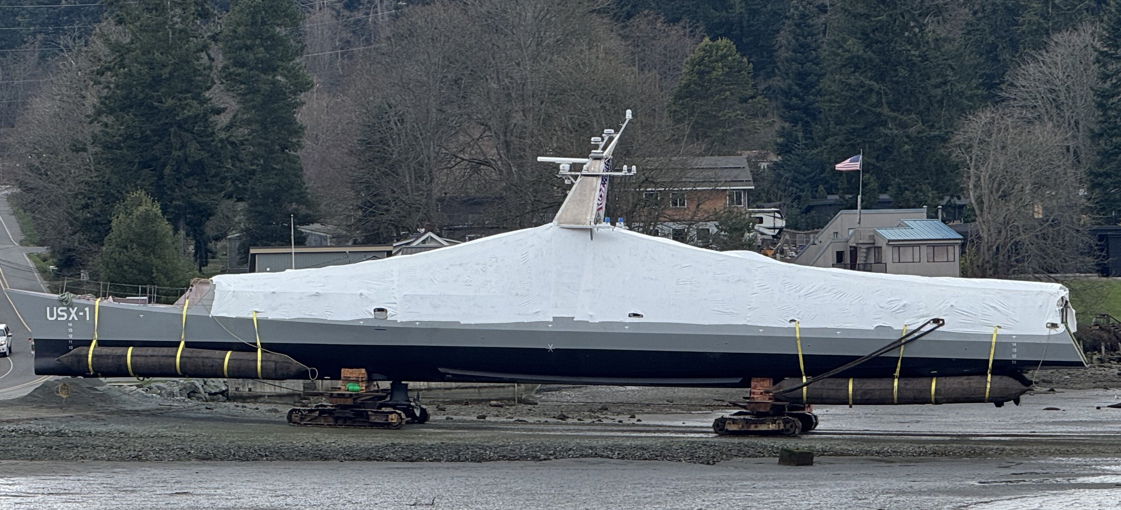 El mes pasado, la embarcación fue puesta a flote por primera vez en el astillero Nichols Brothers Boat Builders