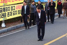 Sale de prisión el presidente destituido de Corea del Sur, Yoon Suk Yeol