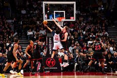 Wizards vencen 118-117 a Raptors tras canasta de Shead al final del partido