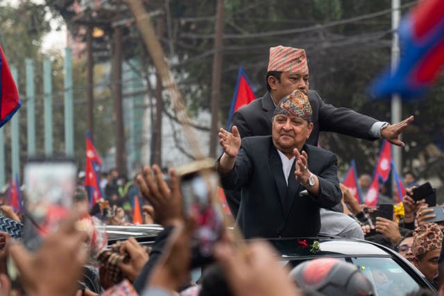 NEPAL MONARQUIA