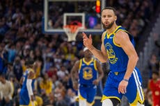 Curry anota 24, Jimmy Butler logra triple-doble y Warriors vencen 130-120 a Blazers