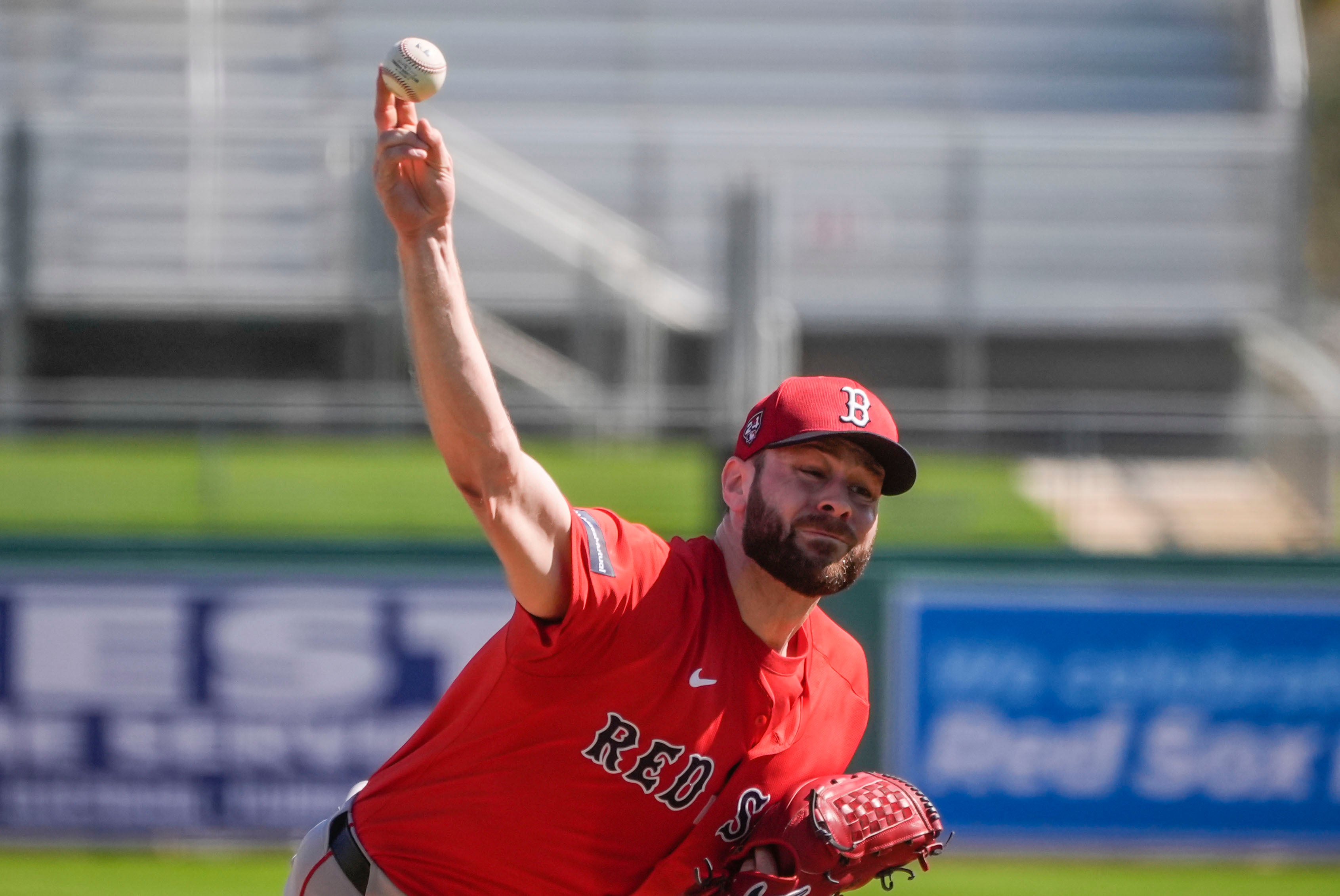 LUCAS GIOLITO