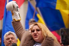 Candidata presidencial ultraderechista de Rumania vuelve a postularse tras prohibición anterior