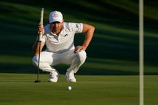 El colombiano Camilo Villegas y Lucas Glover comparten liderato del Players Championship