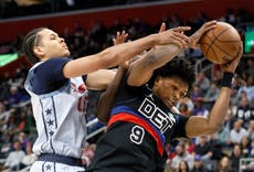 Sarr anota 19 y brilla en ambos lados mientras Wizards vencen 129-125 a Pistons