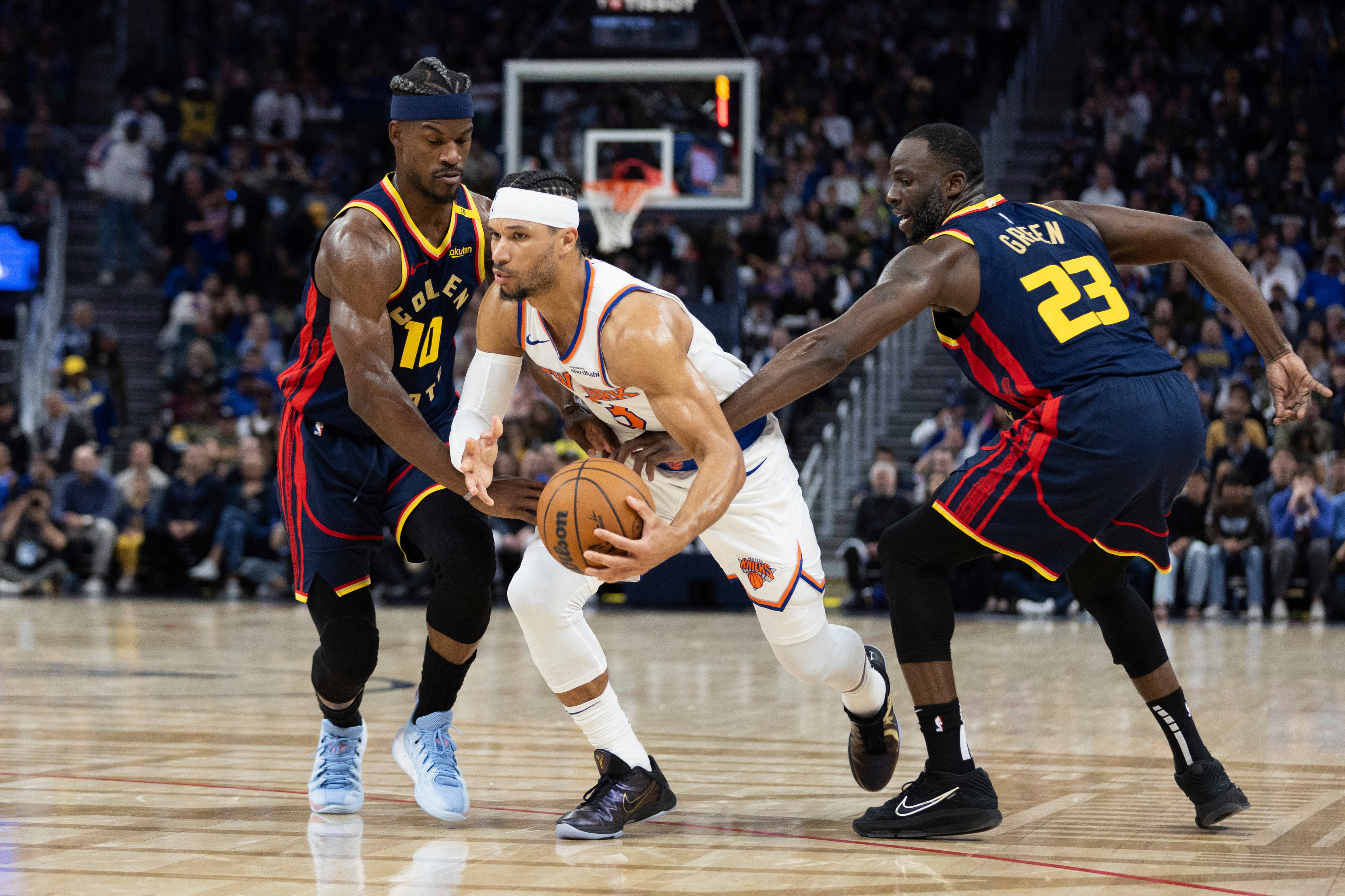 KNICKS WARRIORS