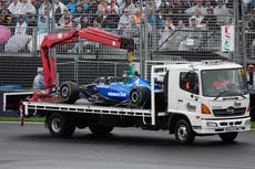 Carlos Sainz queda fuera del GP de Australia en la primera vuelta