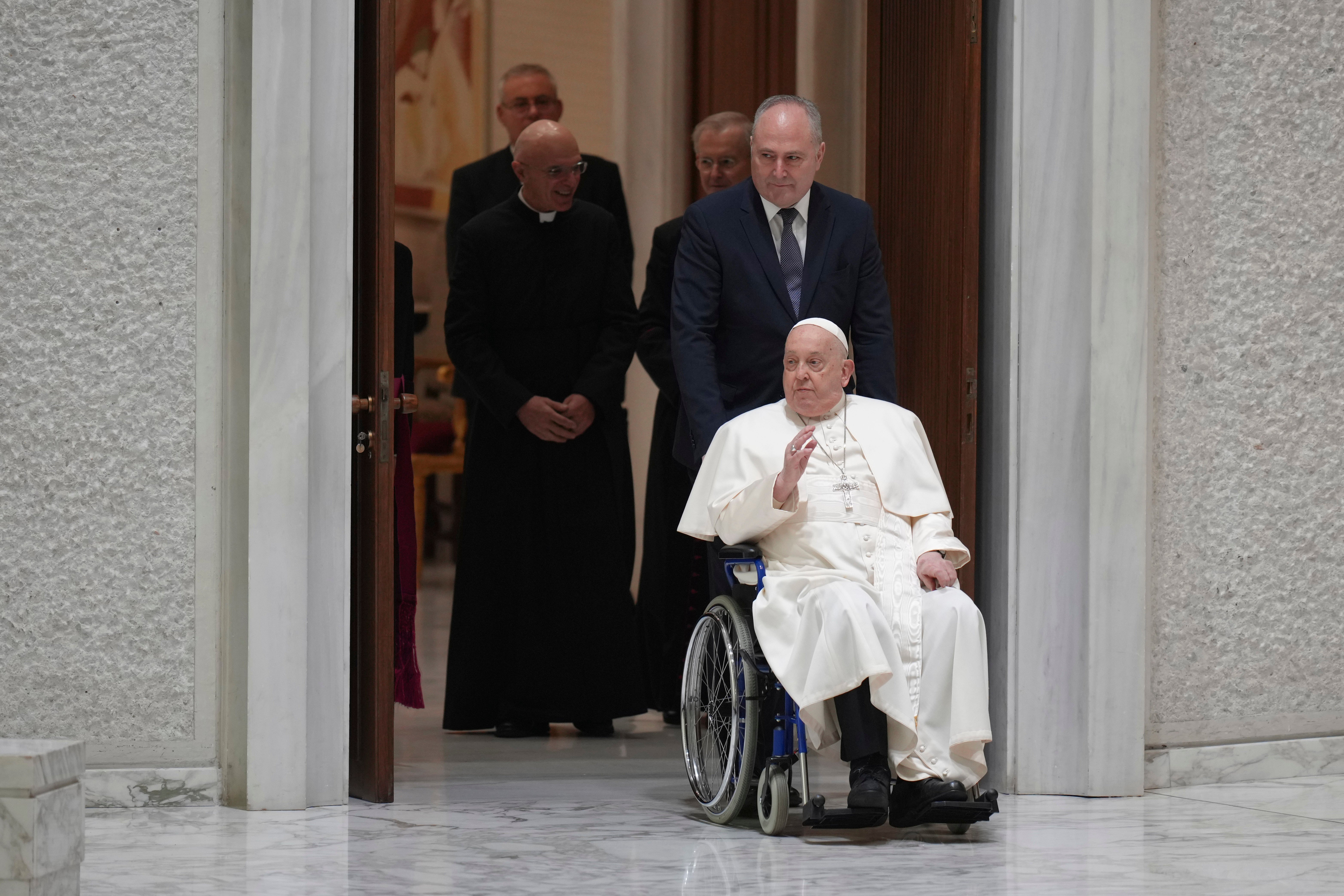 VATICANO-PAPA-REY