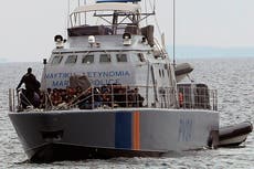 Agencia de la ONU para los refugiados acusa a Chipre de seguir rechazando barcos de migrantes