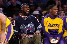 LeBron James regresará tras siete partidos lesionado cuando Lakers enfrenten a Bulls