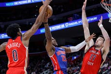 Holland brilla en último cuarto y anota 26 para guiar a Pistons 136-130 sobre Pelicans