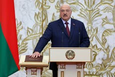 Líder autoritario de Bielorrusia asume su séptimo mandato y dice que sus críticos “no tienen futuro”