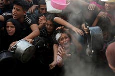 Las panaderías de Gaza podrían cerrar en una semana por el bloqueo israelí de comida y suministros