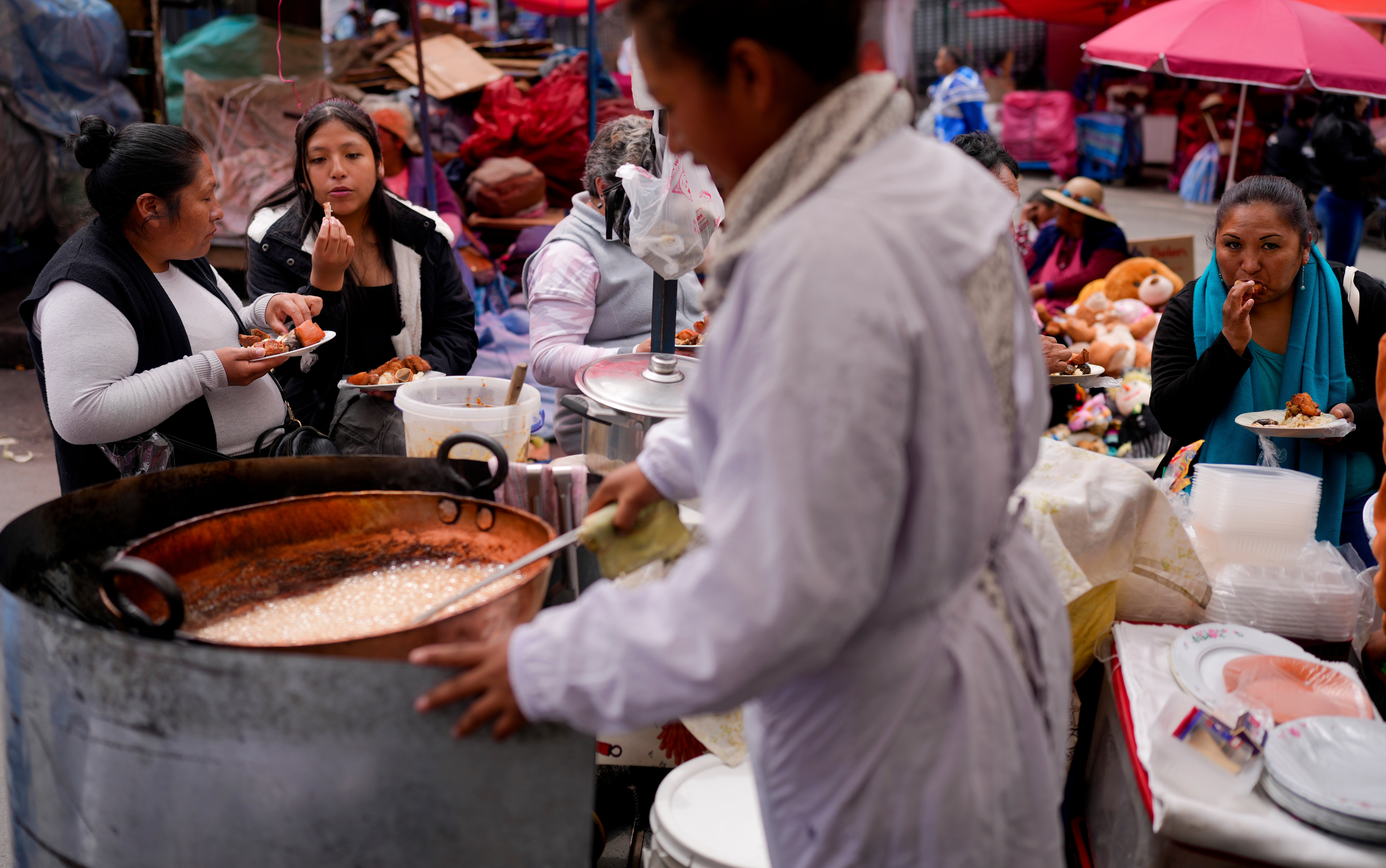 BOLIVIA-ALTA COCINA-COMIDA CALLEJERA