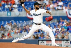 Alcántara lanza para su primera victoria desde 2023 y Marlins vencen 4-2 a Mets