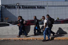 En medio de incertidumbre inicia cese temporal de operaciones en planta de Stellantis en México