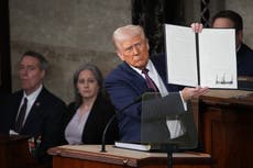 ¿Qué establece la Ley de Insurrección de 1807 y por qué quiere Trump invocarla?