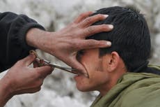 El Talibán arresta a hombres por peinados "inapropiados" o faltar a la mezquita, dice la ONU