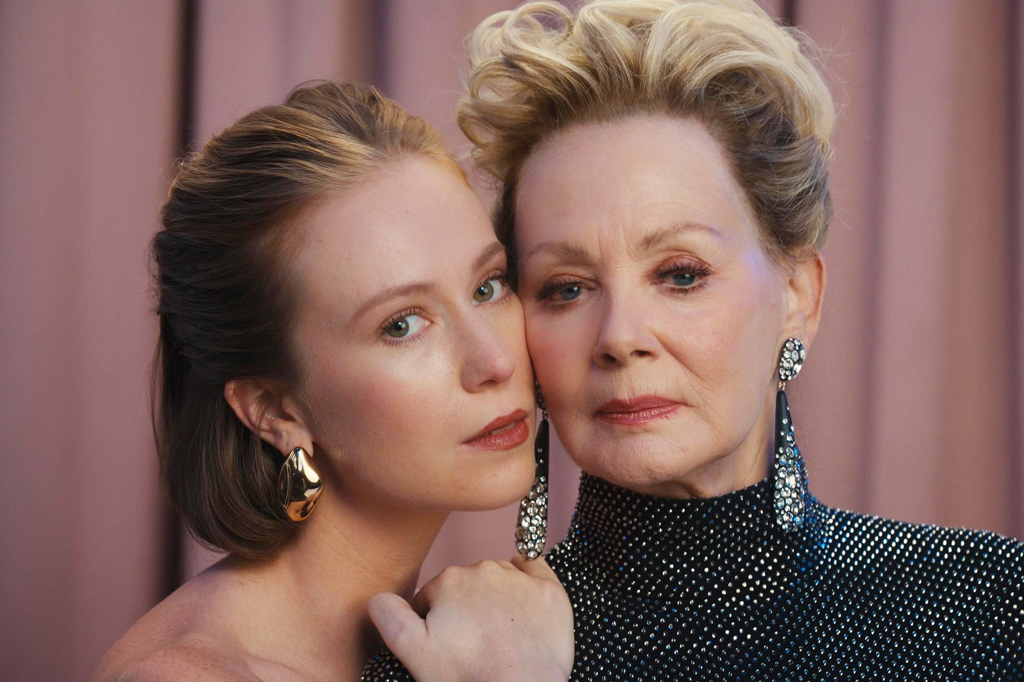 El “efecto pegamento”: algunos empleados siguen con jefes tóxicos pese a su talento