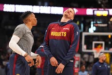 Jokic logra promedio de triple-doble en la temporada, 3er jugador en la NBA en lograrlo