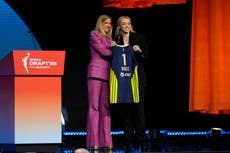 Paige Bueckers es la primera selección del draft de la WNBA, elegida por Dallas Wings