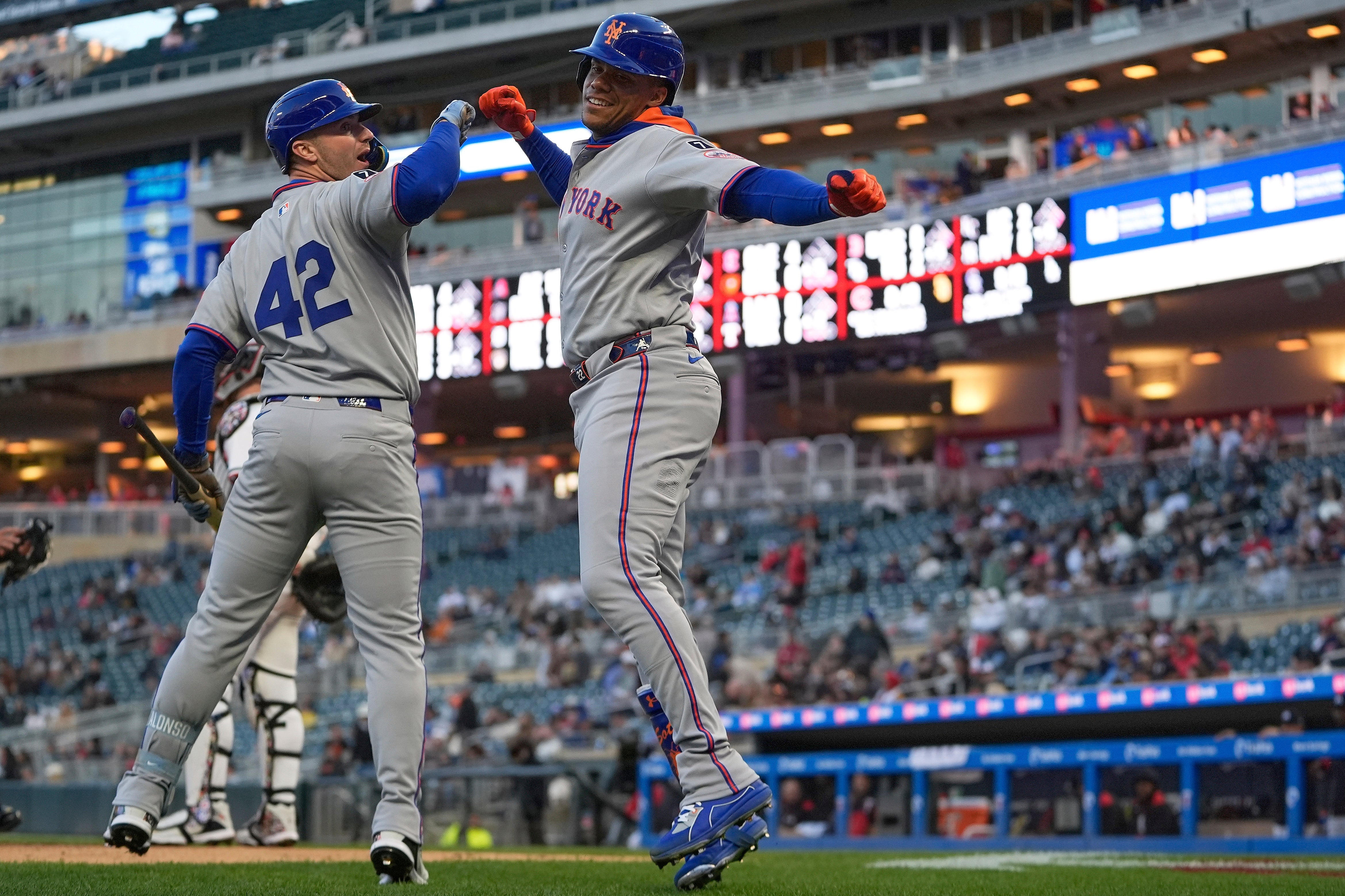 METS-MELLIZOS