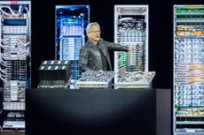 Caen acciones tecnológicas tras alerta de Nvidia sobre controles de exportación de chips de IA