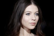Forense: Michelle Trachtenberg murió por complicaciones de diabetes