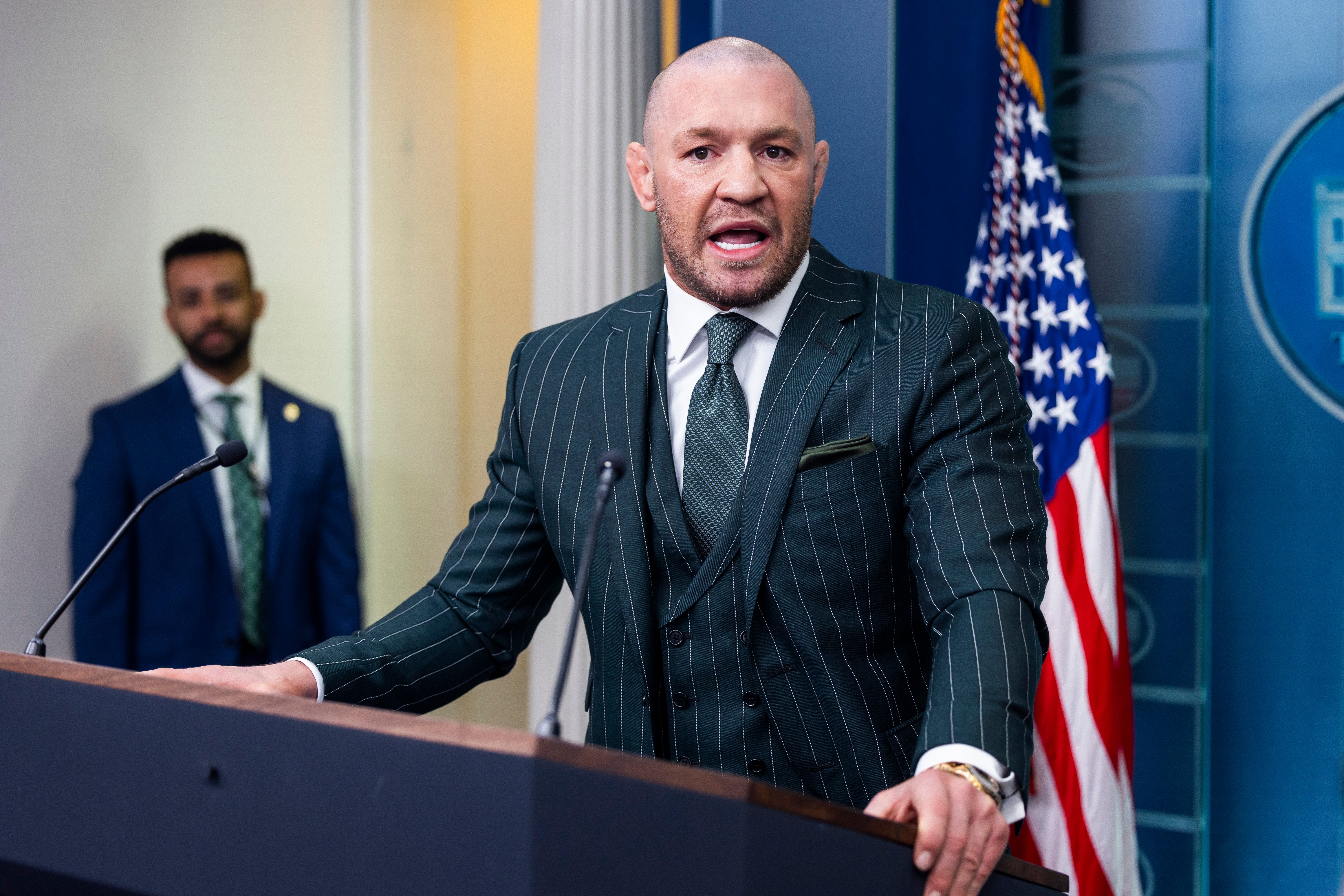 Conor McGregor aseguró que peleará en el evento, pero el CEO de la UFC afirma que aún no hay ningún contrato firmado