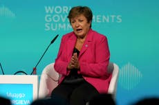 Aranceles de EEUU debilitarán la economía global y generarán inflación, dice el FMI