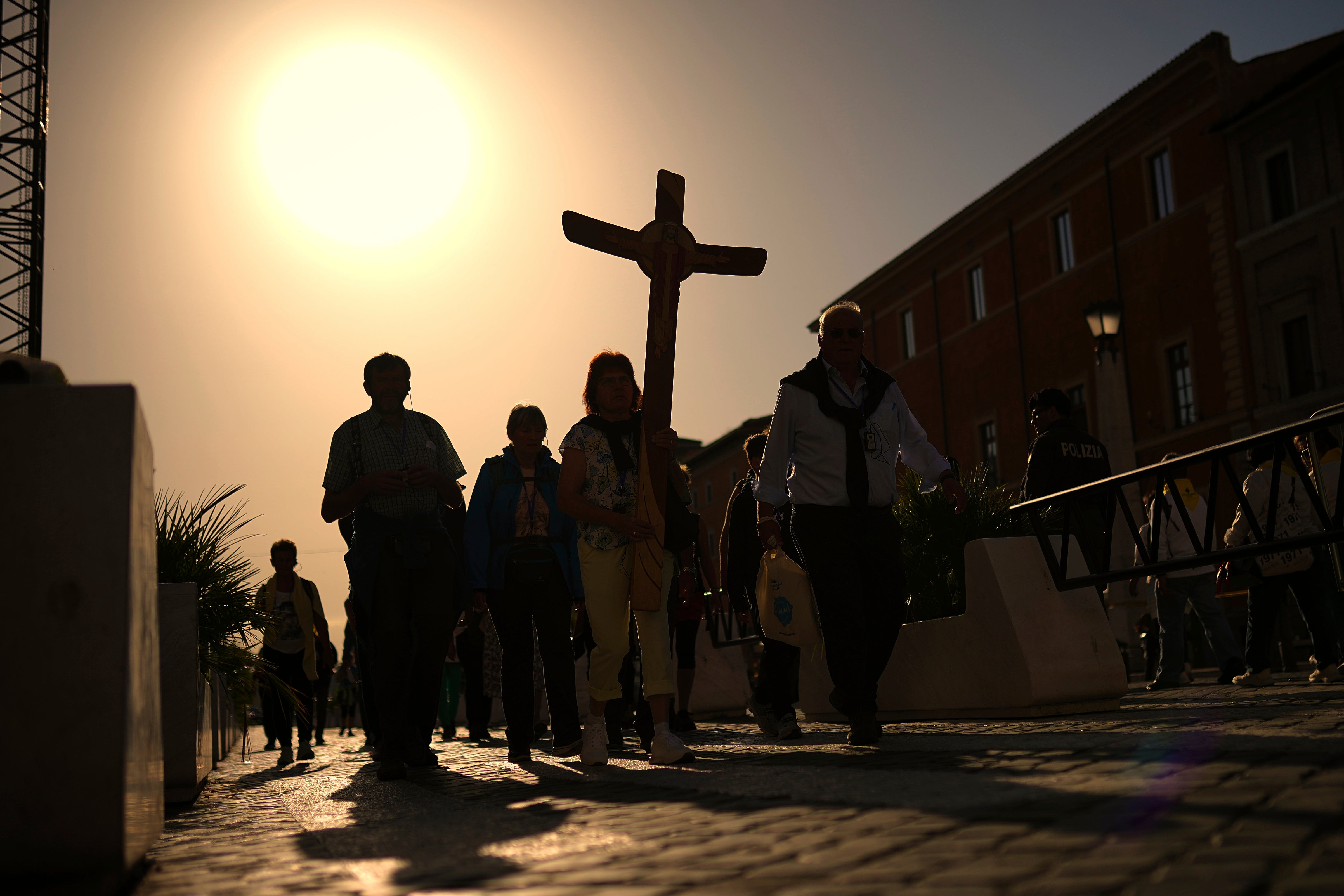 REP-GEN VATICANO-PAPA REACCIONES-FOTOS